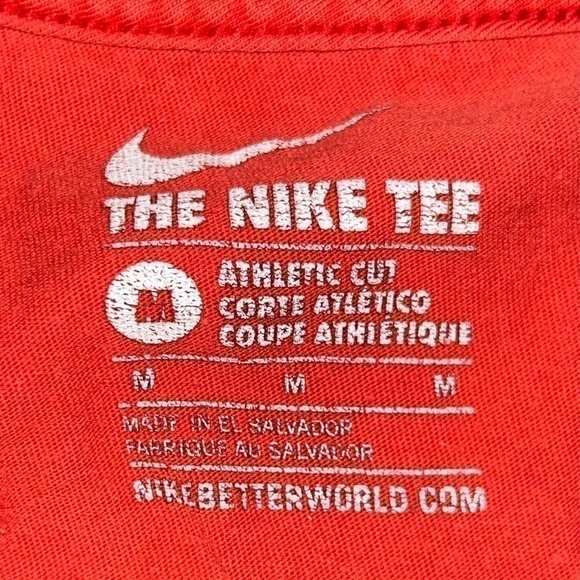 Nike Men's Red Athletic Sportswear T-Shirt Size Medium - Picture 4 of 5